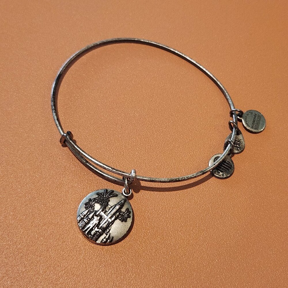 Alex & Ani Walt Disney World Cinderella Castle Bangle Bracelet Silver